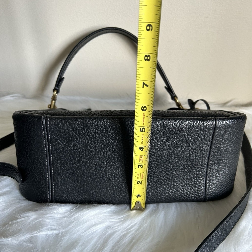 Coach Carry Black Pebbled Leather Shoulder Bag Good - Picture 13 of 13